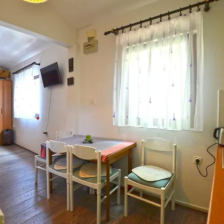 Alan Gostinjska kuća 3*